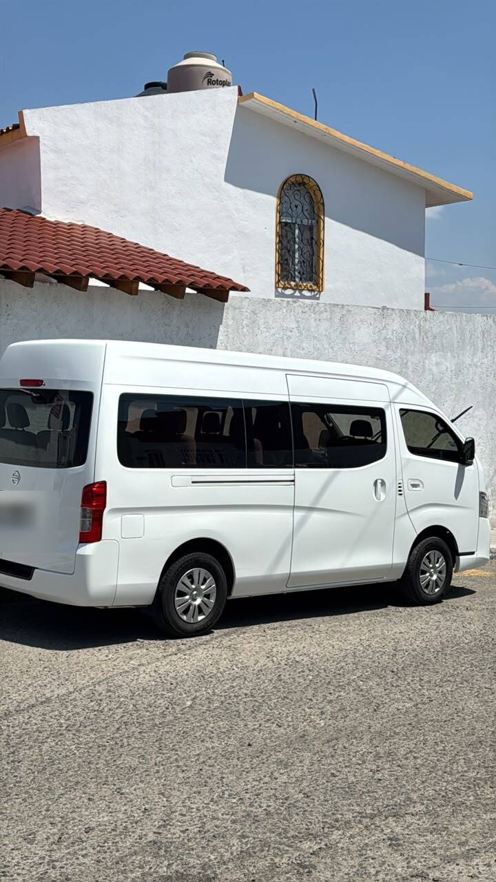 Van Nissan lavada a domicilio
